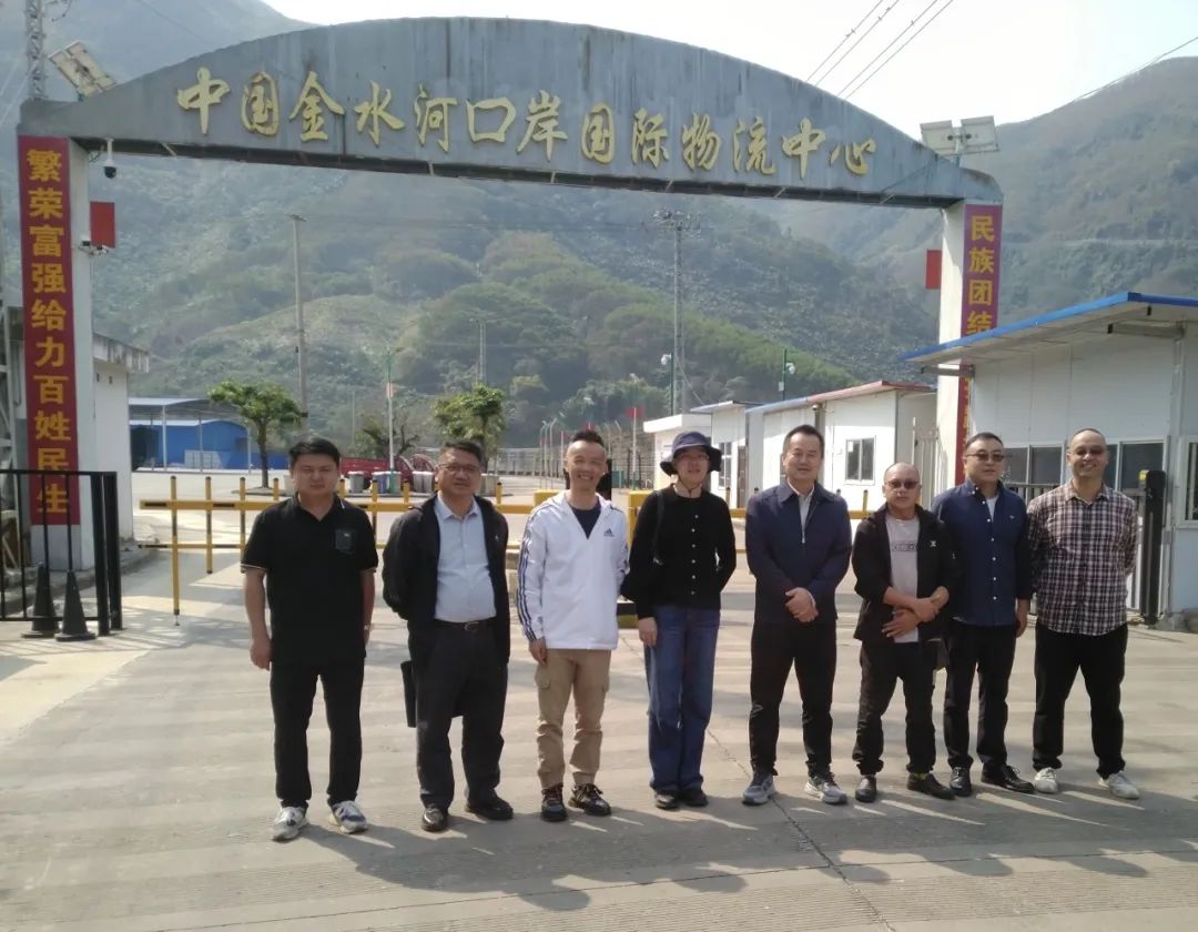 落实“访企拓岗促就业”专项行动
