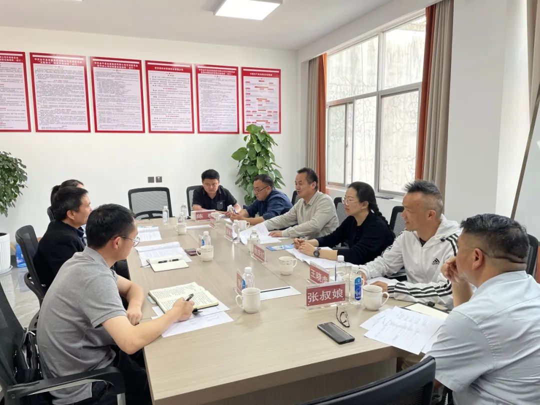 为进一步贯彻党中央国务院关于高校毕业